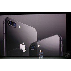 Az Apple bemutatta az iPhone 8-at és a 8 Pluszt!